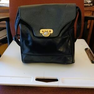 Park Ave vintage shoulder leather purse